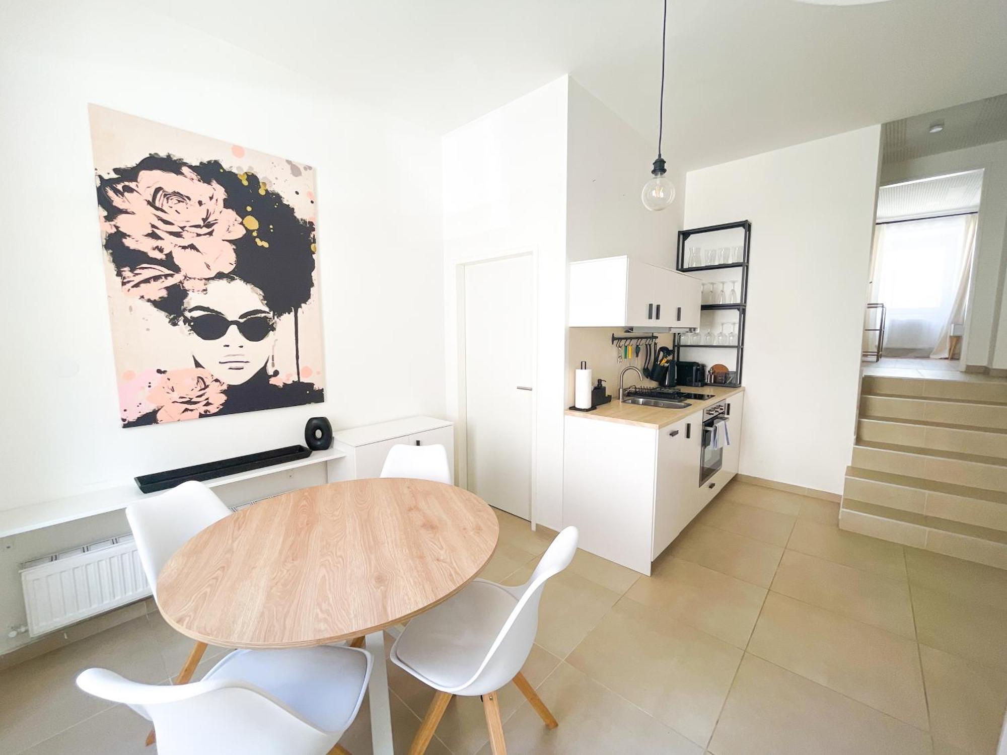 Contactless Self-Check-In - Stayhere Central City Suite 1 Graz Exteriör bild